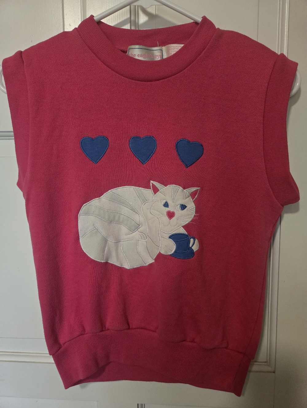 Vintage Pink Sleeveless Cat Appliqué Top with Blue Hearts